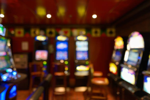 gus77 mobile app interface showing slot games and live casino options
